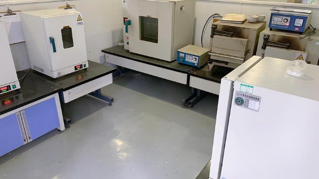 搬實驗儀器要選擇什么樣的搬遷服務(wù)商