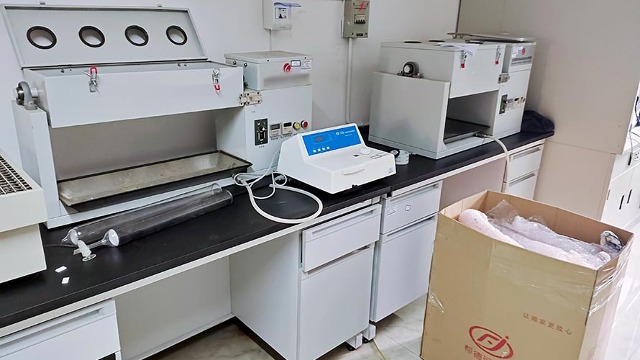 實驗儀器氣質聯(lián)用儀怎么搬運