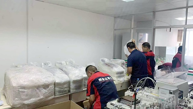 醫(yī)院搬運(yùn)時(shí)怎么搬全自動(dòng)核酸提取儀