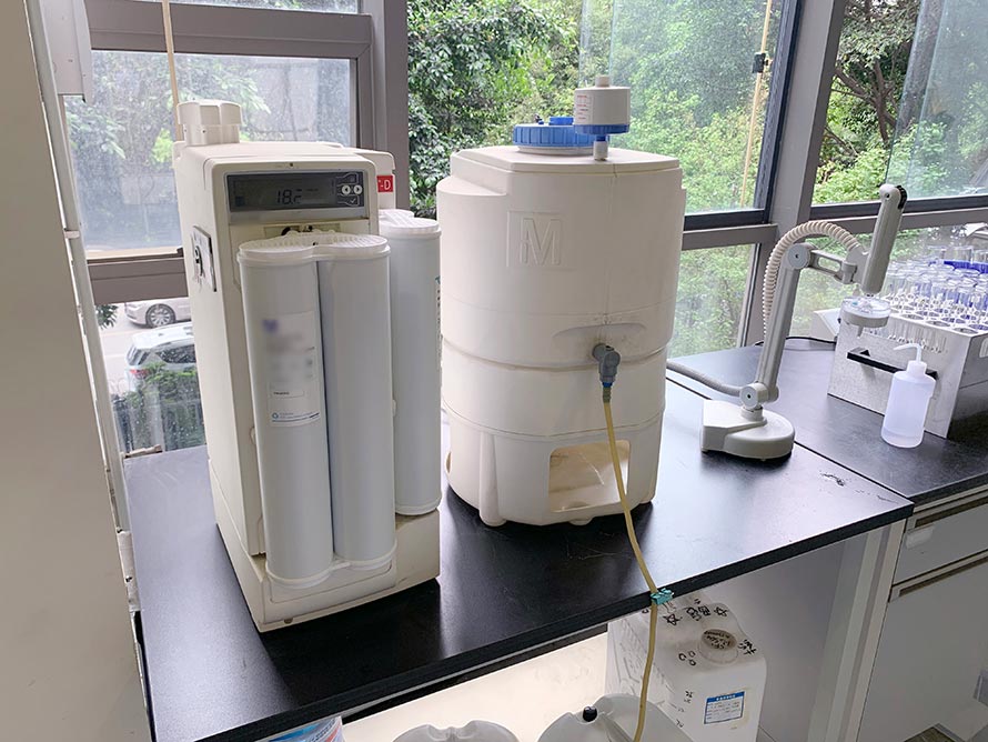 搬實(shí)驗(yàn)儀器 搬實(shí)驗(yàn)儀器