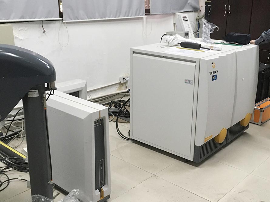 平?jīng)鍪袑嶒炇以O(shè)備搬遷 平?jīng)鍪袑嶒炇以O(shè)備搬遷