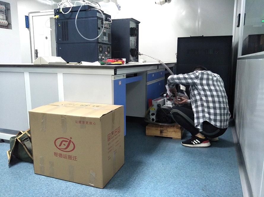 新樂實驗室設備搬運 新樂實驗室設備搬運