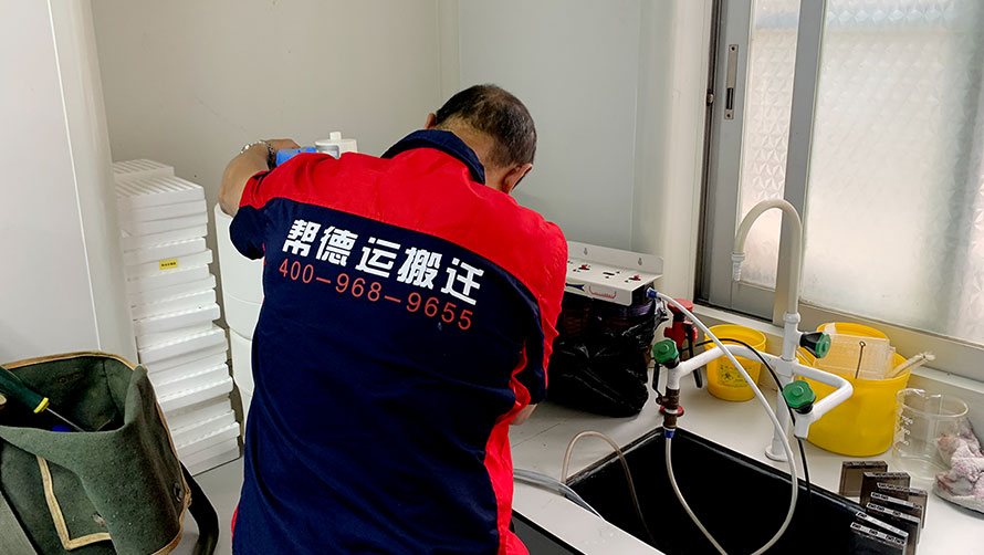 醫(yī)院設(shè)備搬運(yùn)如何注意衛(wèi)生問(wèn)題